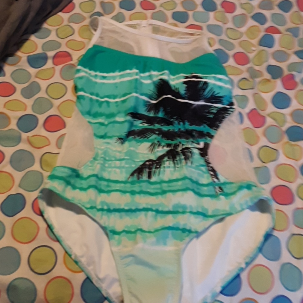 Bathing suit